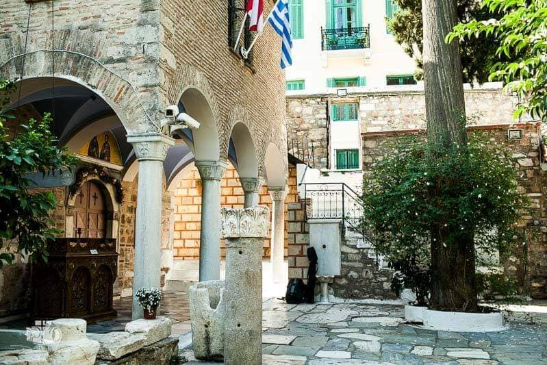 Η Κίνηση Οργανικότητας ΚΟΣΜΟΠΟΛΙΣ στον Ιερό Ναό Αγίων Αναργύρων – Μετόχιο του Παναγίου Τάφου στην Πλάκα Η-Κίνηση-Οργανικότητας-ΚΟΣΜΟΠΟΛΙΣ-στον-Ιερό-Ναό-Αγίων-Αναργύρων-–-Μετόχιο-του-Παναγίου-Τάφου-στην-Πλάκα